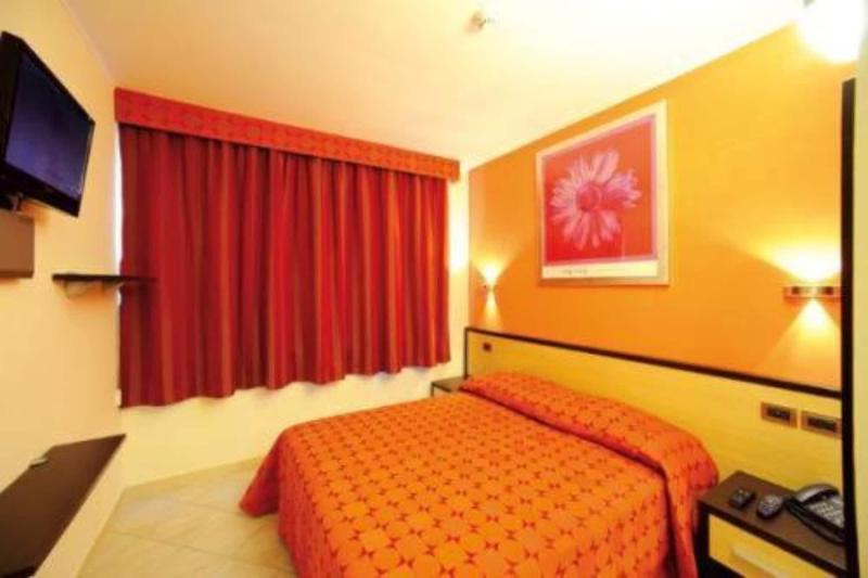 Hotel Cristina ร็อกกา ซานโจวานี ภายนอก รูปภาพ